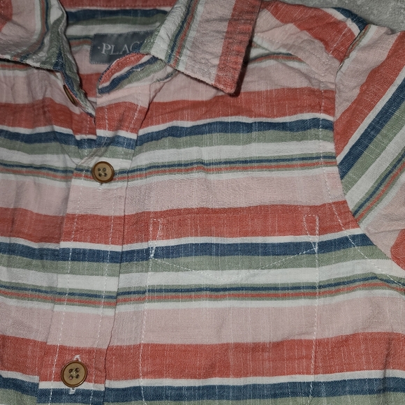 Shirt - Picture 3 of 4